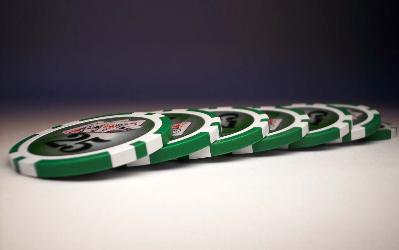 Become A Better Poker Player With Winning Online Poker Strategies post thumbnail image